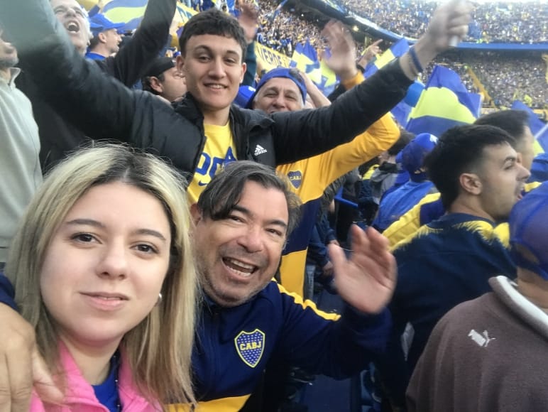 ferchu017's tweet photo. Daleeee campeón, Daleeee campeón!!!!! BOCA ES SU GENTEEEE!!!!
@camartinezok @ricardotagliafi #JuanCruz #Herni #Delfi #Bauti https://t.co/MoLOAp1HxM