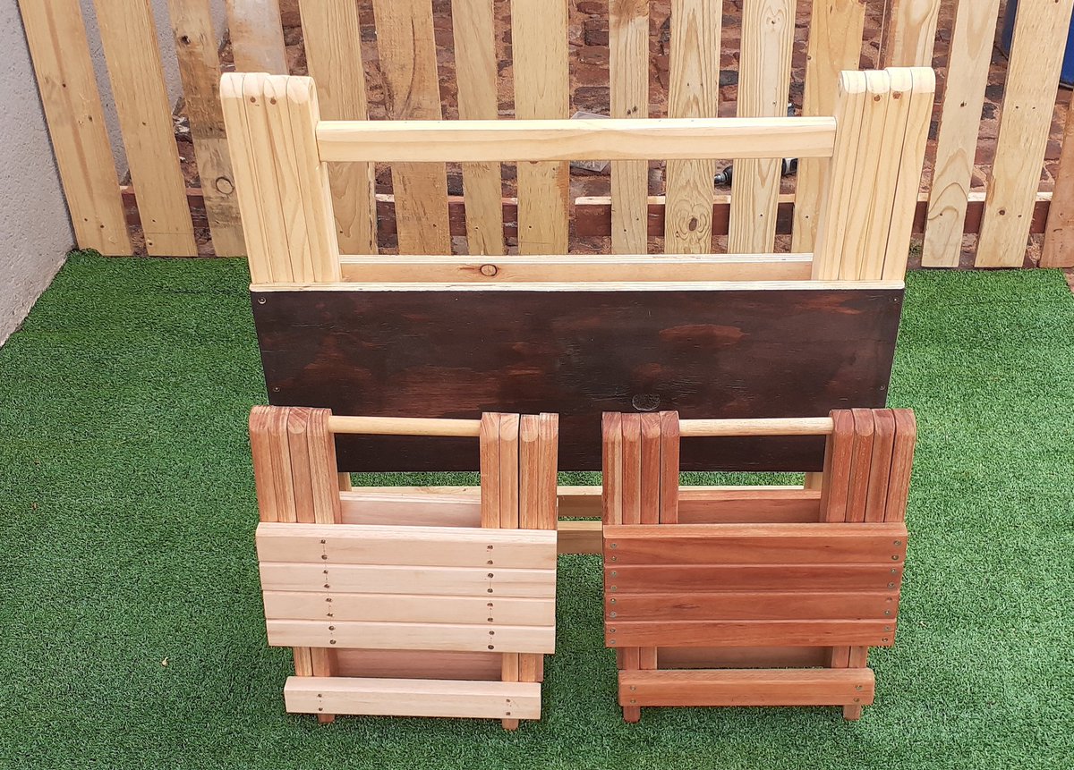 MhalamhalaC's tweet photo. South Africans love the great outdoors. Here's to summer! Get yourself this collapsible outdor space saving table and chairs. 

#mhalamhala #customfurniture #madeinsa #MondayMotivation https://t.co/9o1P7TkTGq