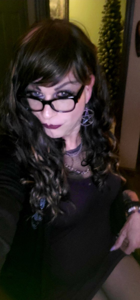 ChrissyLovesBBC's tweet photo. Ready to kneel before a Superior Black King and worship. #Blackowned #sissy4black #nunormal #sissyneeds #sissydominated #sissyforblackdaddies https://t.co/1FY8iXdYJm