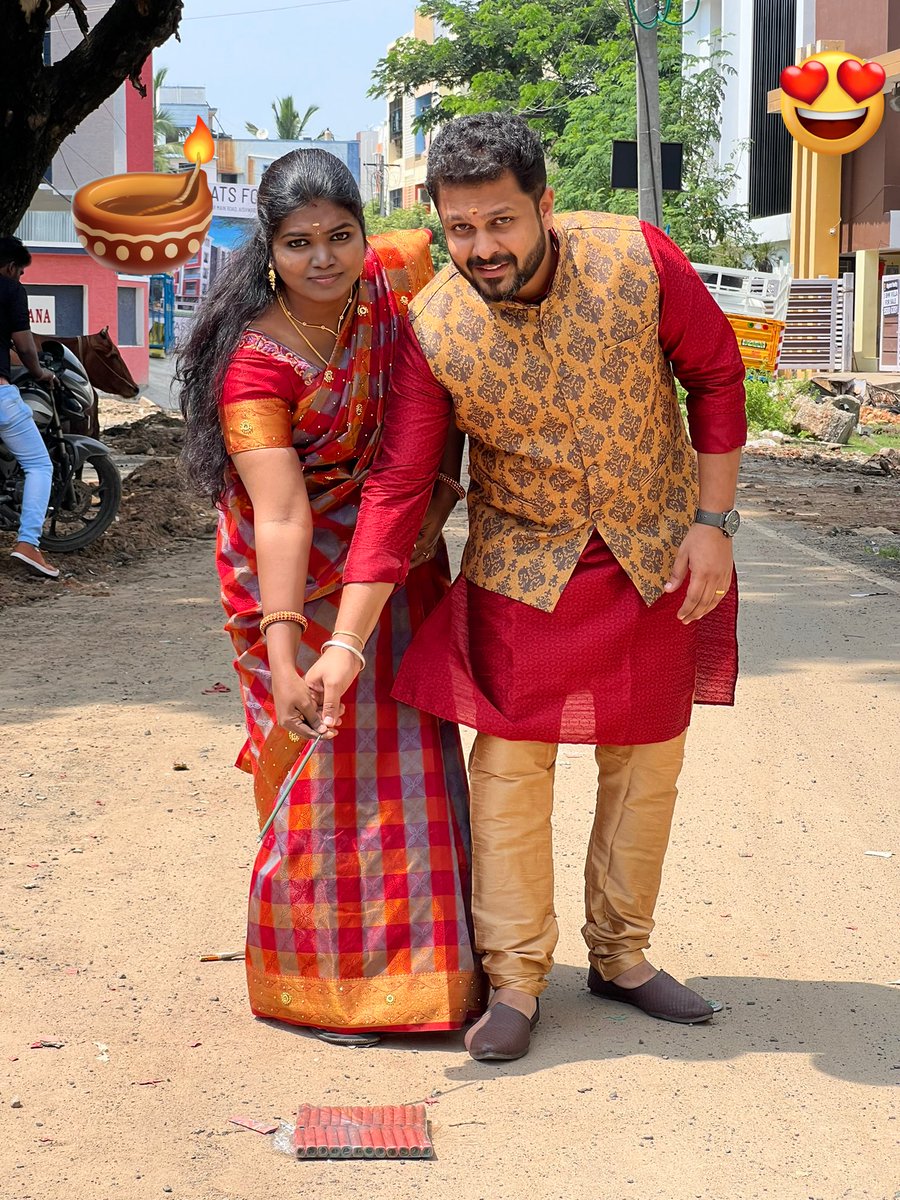 arvindvofficial's tweet photo. Happy Diwali 🪔 

#safeDiwali https://t.co/8WZENZLtTj