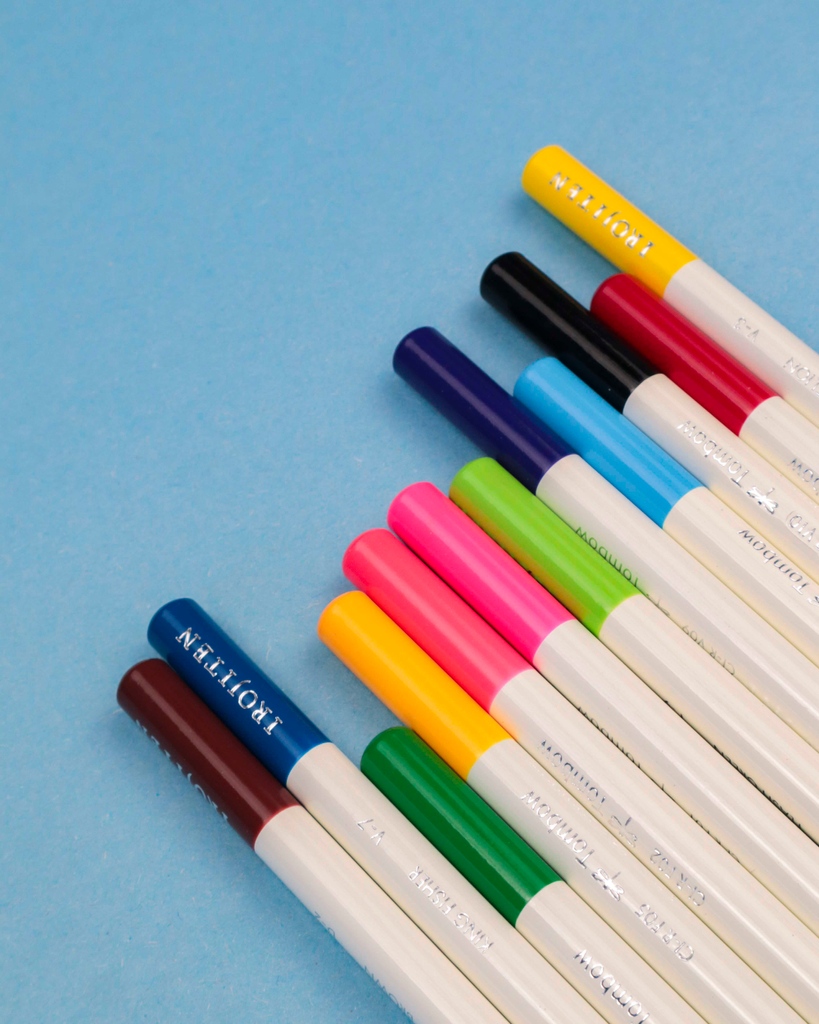 recessshop's tweet photo. Irojiten coloured pencils from Tombow, in Vivid and Tranquil! Each set comes with a coloured pencil eraser and sharpener 🖍️
#colouredpencils #irojiten #tombow #artsupplies #drawing #creativity #pencilcrayons #colouredpencilart #recessshop #recessshopyyc #penstopaper https://t.co/EHEzsCUv9h