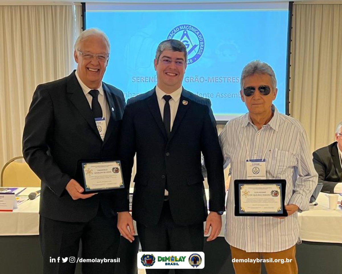 DeMolayBrasil's tweet photo. No sábado, o GMN Fortunato esteve em Recife/PE, a fim de apresentar o Relatório Anual do SCDB na 119º Assembleia Geral Ordinária da COMAB.

O DeMolay Brasil agradece o apoio e o espaço neste evento, a fim de apresentar o resultado do trabalho feito por Maçons junto à juventude. https://t.co/b85ZxKC8VZ