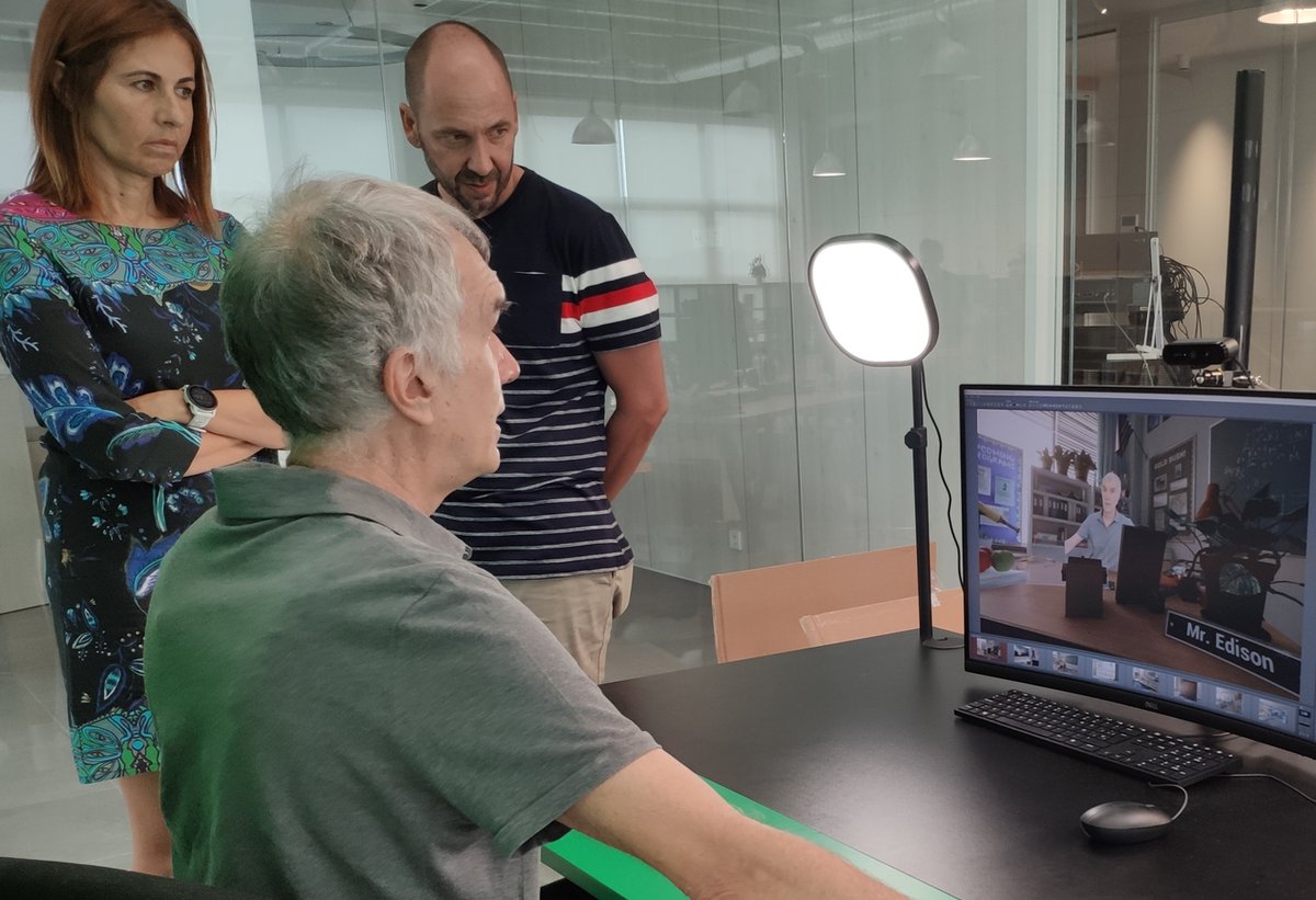 e_diploma_EU's tweet photo. First @inituji and @brainstorm3d meeting took place 🚀This phase of the project will focus on planning the #elearning platform and #prototypes. During the session, Brainstorm team showed the potential of their tool #EdisonPro. This will be game-changing! #euproject #horizoneurope https://t.co/lyClzpzXIi