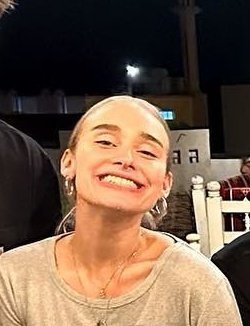 MariaClara63737's tweet photo. tão linda https://t.co/UU7Zc4Q9nC