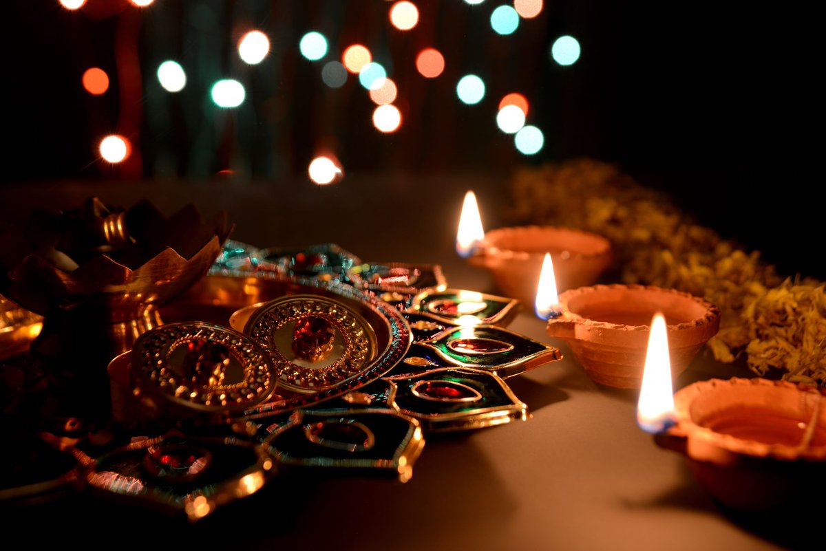 TouchstoneFMS's tweet image. We wish all our customers, staff, partners, friends and their families a very Happy Diwali. May the festival of lights bring joy and happiness to all who celebrate this auspicious occasion.