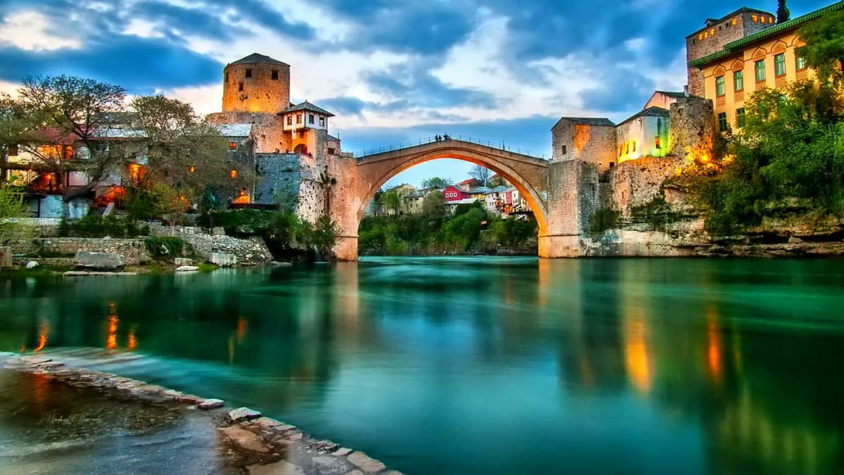 BalkanIncoming's tweet photo. Mostar is a special city in Bosnia and Herzegovina. Known for its beautiful medieval bridge that puts it on UNESCO’s map of World Heritage sites, it is located in the southern part of the country and is accessible from Croatia.😀
#Bosnia #Mostar #UNESCO
https://t.co/8zAO3sD8Gs https://t.co/1Yj1jX7vgL