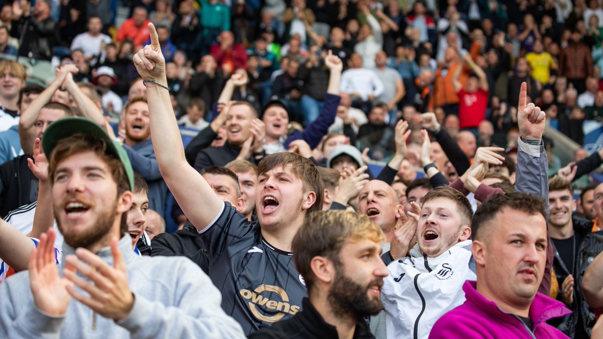 Few sore heads in the city today 😅