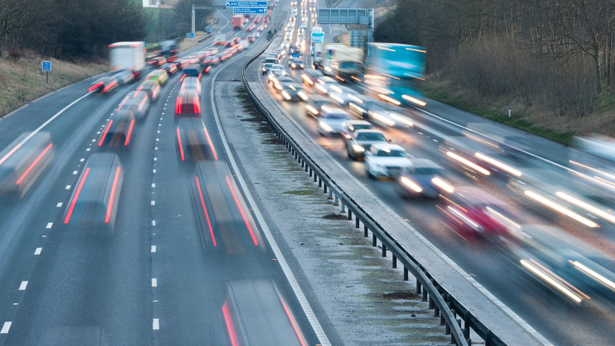 readybusltd's tweet photo. Coach travel is more comfortable than ever with a/c, entertainment, &amp; reclining seats. But importantly, one coach can replace up to 50 cars*, reducing congestion &amp; emissions 😮🚍🙌 So if you're planning a group trip, consider #coachhire.

*Source CPT UK

#Responsibletravel https://t.co/Ui4pc5PIvn