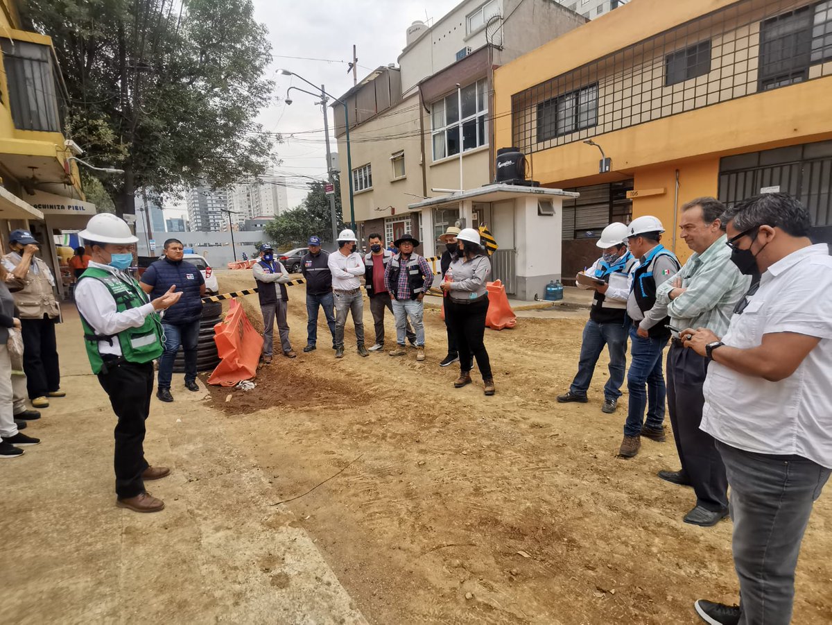Participacion_M's tweet photo. Reunión en la Colonia Irrigación, junto a los vecinos sobre el tema de la embajada #SomosMH #participacionmh #ParticipacionCiudadana #MH #participamh https://t.co/zYVfhZq5rR