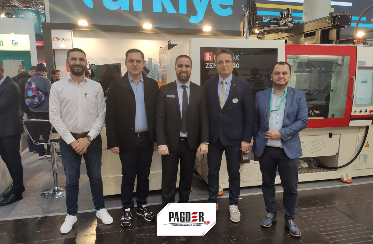 pagder1969's tweet photo. K 2022 fuarında sektör mensuplarımızı ziyaret etmeye devam ediyoruz.
#pagder #plastiksanayicileriderneği #plastik #plastics #fuar #kshow #kshow2022 #kfair #germany #düsseldorf #eurotec #imspolymers #epsan #hürmakmakina #mtn https://t.co/X4Vw90wjCv