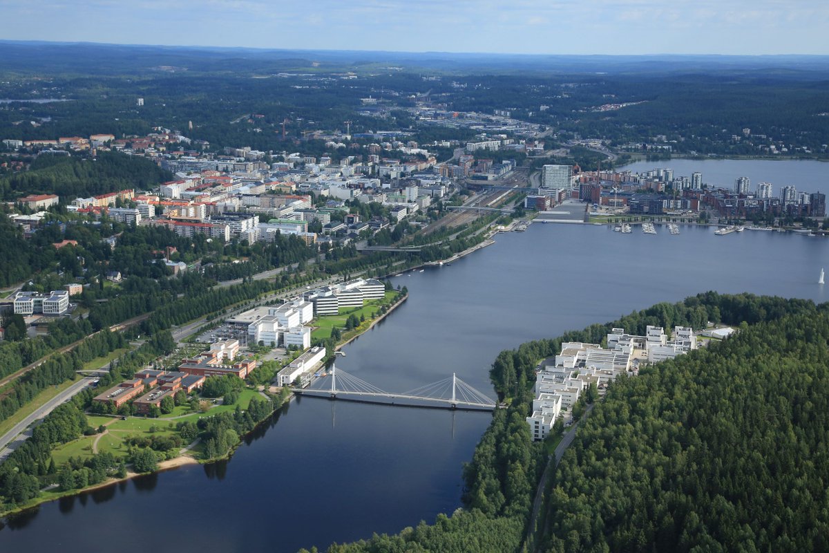 jyuscience's tweet image. New machine learning model advances atmospheric science. The model will streamline the calculation of accurate thermodynamic properties of atmospheric organic aerosol constituents: r.jyu.fi/EGo @jyunsc #JYUnique #ComputationalNanoscience #MachineLearningModel