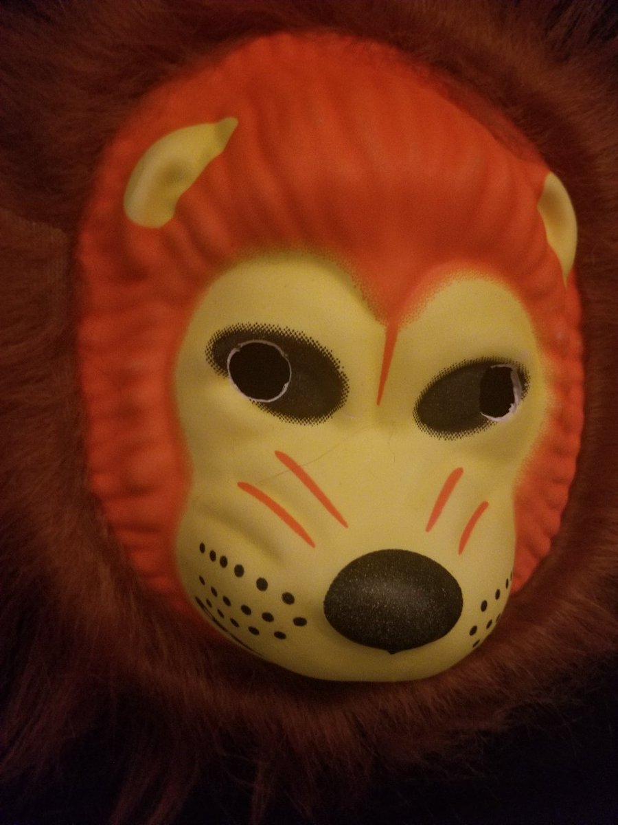 Halloween masks available guys 👹