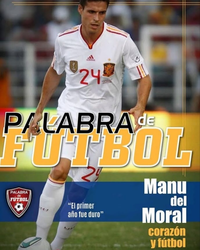 palabradfutbol's tweet photo. Jaén es una tierra de excelentes futbolistas. Es una cantera fértil. La imagen ilustra esa realidad. Este jugador, el último internacional que ha dado Jaén, es muestra de eso pero hay más y muy buenos. @Aguado_10 #IvanSánchez @EladyZorrilla #Corpas...hay que seguir trabajando eso https://t.co/76xT4kgxXX