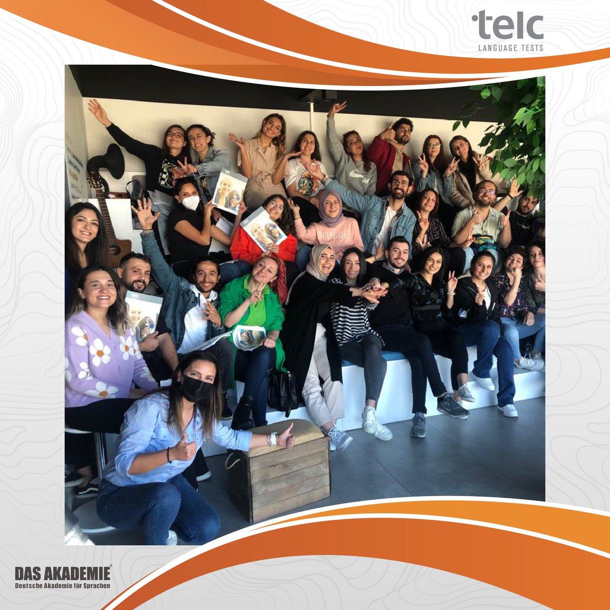 DAS_Akademie's tweet photo. Almanya’da çalışmak amacıyla çıktıkları yolculukta, önemli bir dönüm noktası olan B2 kurunu başarıyla tamamlayan öğrencilerimiz, telc B2 sınavına katıldı. Kendilerine bundan sonraki süreçte üstün başarılar dileriz. ✨
#dasakademie #telc #telcb1 #telcb2 #telcc1 #c1hochschule https://t.co/3O9PmxZvCJ