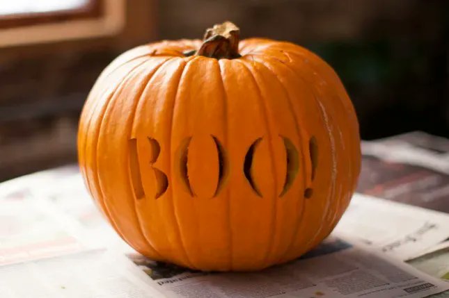 DTNEtiquette's tweet photo. BOO! I'm feeling a little extra mischievous today...must be the pumpkin lattes! ~ #DTN #pumpkinlattes #feelingthefeelsoftheseason #everythingpumpkin https://t.co/G9yqbq9Dj0