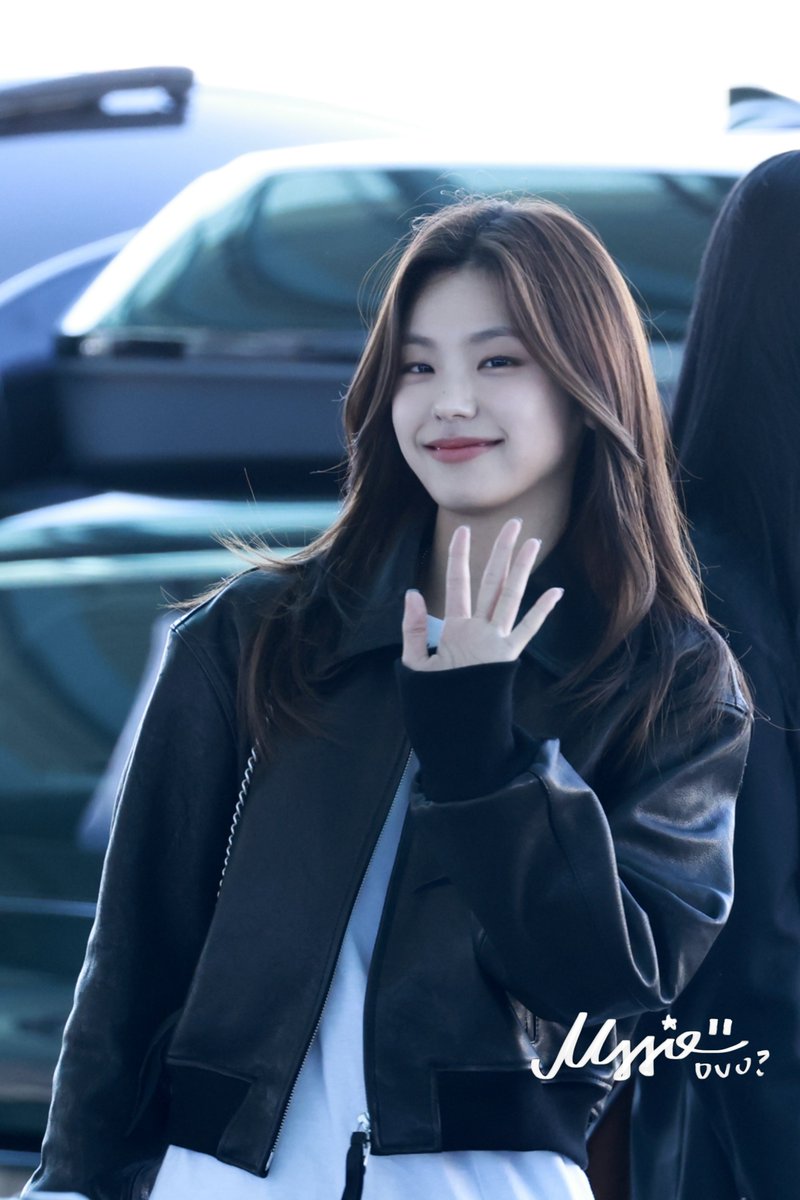 221024
#ITZY #예지 #YEJI