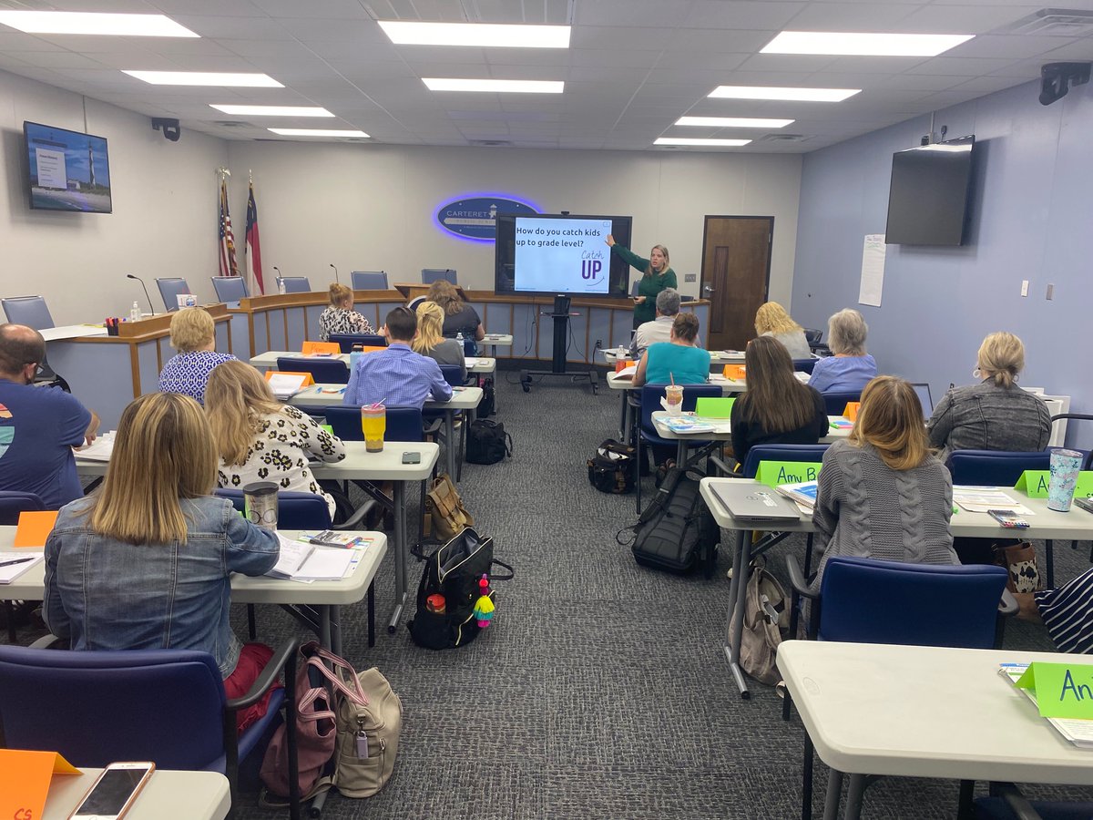Already great collaboration and we are only 30 minutes in this powerful PD with <a href="/LearningFocused/">Learning-Focused</a> and Lindsey Hampton! <a href="/jody_mcclenny/">Jody McClenny</a> <a href="/Jess_Emory_CCPS/">Jessica Emory</a>  Lightning the way as we move forward in creating a culture of success for every single student!