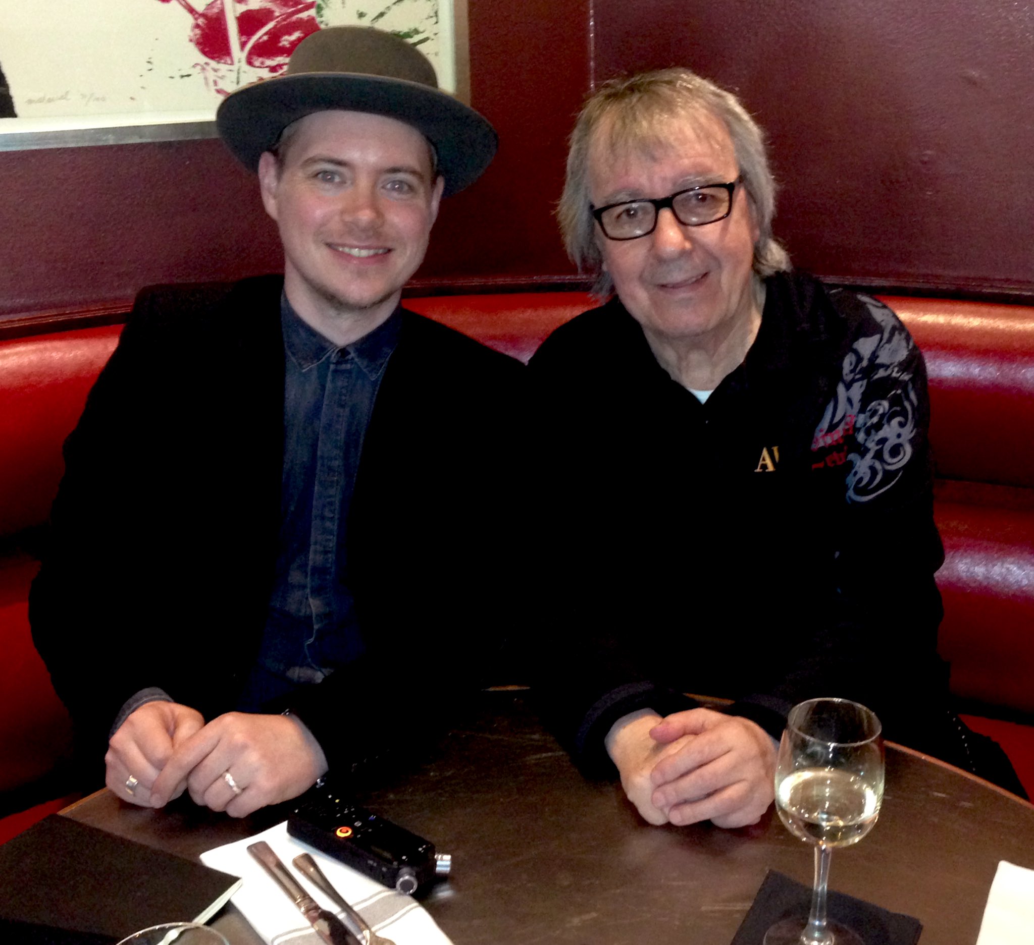 Happy 86th birthday to legend Bill Wyman! We are now perfectly equidistant in age: 43/86. Si si! 