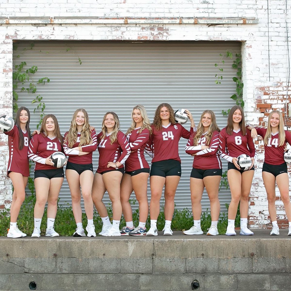 toja94's tweet photo. Station Camp Volleyball - Senior Season https://t.co/ygDxdDTN7U