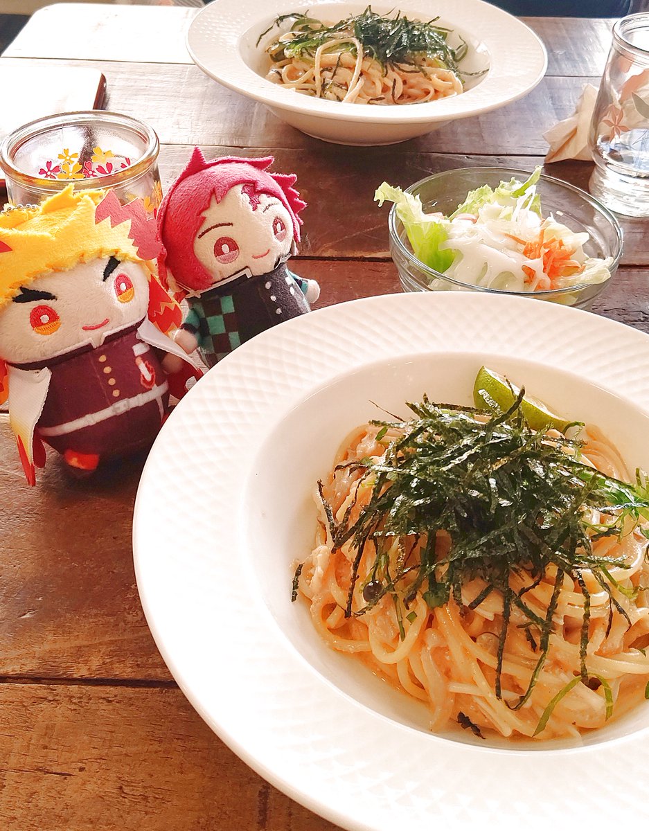竈門炭治郎 ,煉獄杏寿郎 「今日お友達が連れてってくれたカフェモンブラン美味しかったなぁ… 」|まむ🔥体調不良のイラスト