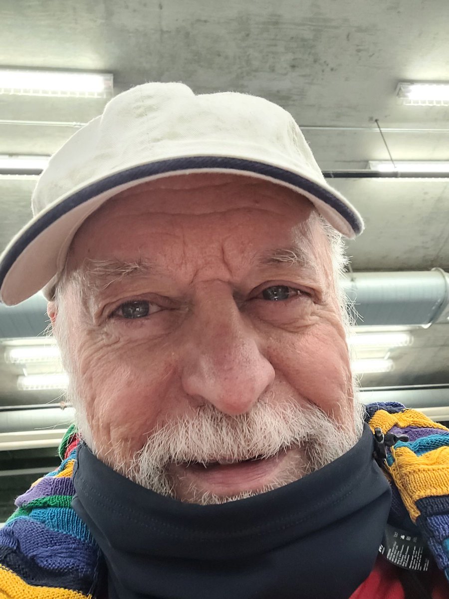 DocJones200's tweet photo. @Jennife15tz Just turned 80 years young! https://t.co/GZTkOurgGV