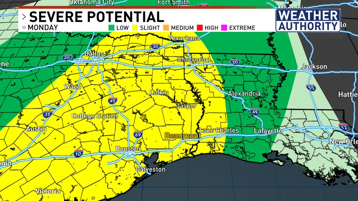 kfdmnews's tweet photo. A cold front will move through overnight. Expect some showers &amp; t-storms to move through before sunrise. There will be a slight risk for severe weather (maily gusty winds) as the front moves through. Stay w/ Your Weather Authority for the latest. https://t.co/rz2KduWkho https://t.co/jc8m6GPFBC