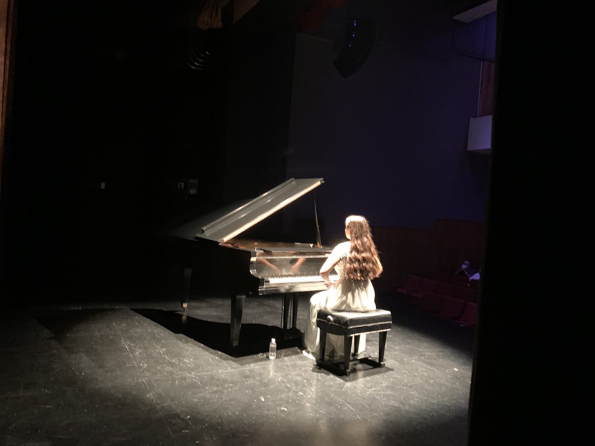 MariaHanneman's tweet photo. Gracias @Teatro_MDoblado @teatromariagrever @cervantino @SpintoMX por una noche increíble!!!! https://t.co/OvxIgDFUay