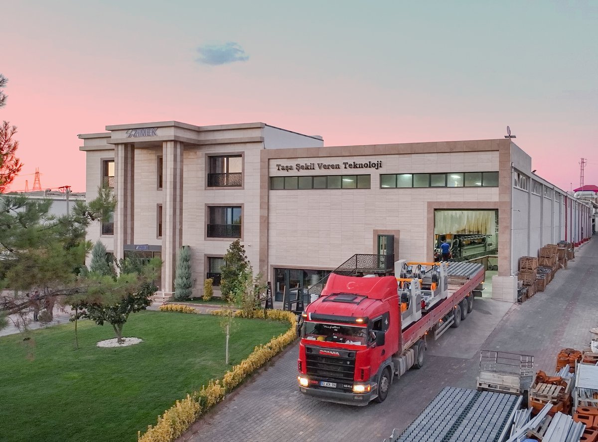 zimekmachine's tweet photo. 🇹🇷 Afyon Pınar Mermer'in Ebatlama Makineleri yüklenmiştir. Hayırlı olmasını diler, Zimek Makina'yı tercih ettikleri için teşekkür ederiz.
🇬🇧Sizing Machinery has been loaded for Afyon Pınar Marble.  We wish them good luck and thank them for choosing Zimek Machine. #zimekmachine https://t.co/p1apUs9FOj