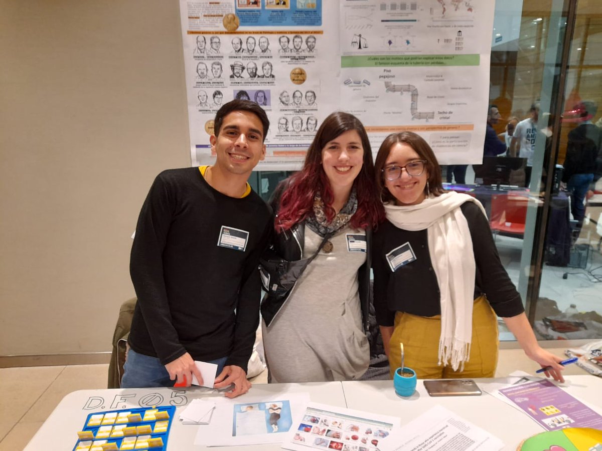 ¡Nuestro stand sobre Género y Ciencia presente en La Noche de Los Museos 2023! 

¡Gracias  a quienes se sumaron como divulgadorxs en esta edición y también al público que se acercó al stand!

<a href="/Exactas_UBA/">Exactas UBA</a>