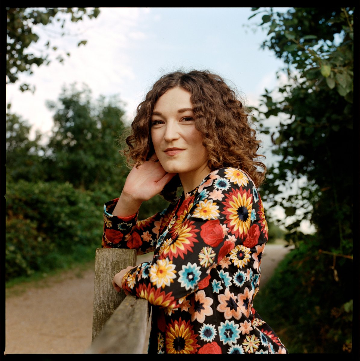 abifarrellmusic's tweet photo. This Sunday 30th! Just a handful of tickets left for a very special intimate show I'm doing at @no84tearoom in Gravesend. Grab a ticket if you're local! https://t.co/VO7ciEocxz https://t.co/befQ62d1nG