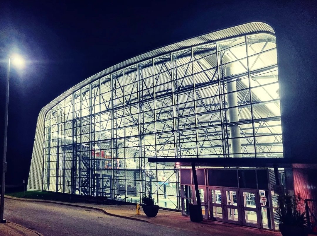 MediumLane's tweet photo. Way behind on my blog posts, but I can tell you I've found my way to Canada for number 39. 
The Canada Games Aquatics Centre. 
https://t.co/evvs8BbKCc https://t.co/07rzlID9Fp