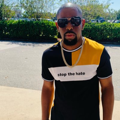 TheRealJSantana's tweet photo. #NewProfilePic https://t.co/ts5Pgt0xRR