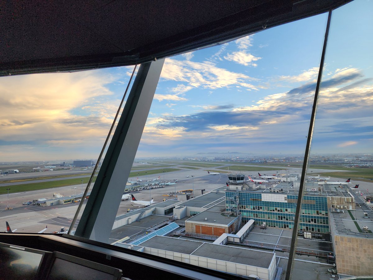 aviation_wx's tweet photo. ❤️good morning❤️ #YYZbound https://t.co/71RygKiLyI