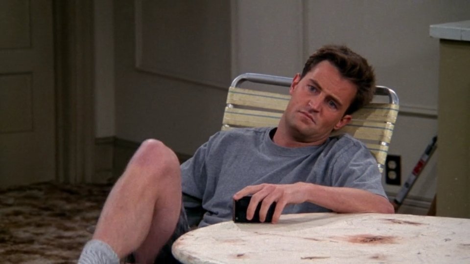 ChandlerBing_12's tweet photo. Monday mood: Chandler Bing https://t.co/bjbiwuPTVX