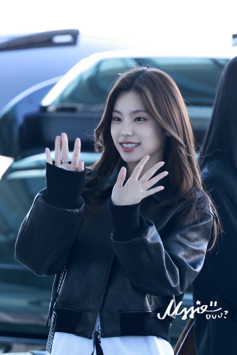 221024
#ITZY #예지 #YEJI