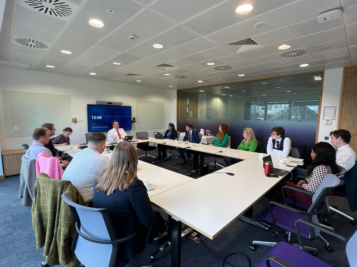 What a day to be in #london meeting with <a href="/DefraGovUK/">Defra UK</a> Minister <a href="/Mark_Spencer/">Sir Mark Spencer</a> discussing food security and the future of farming <a href="/NFYFC/">NFYFC</a> #youngfarmers 🇬🇧