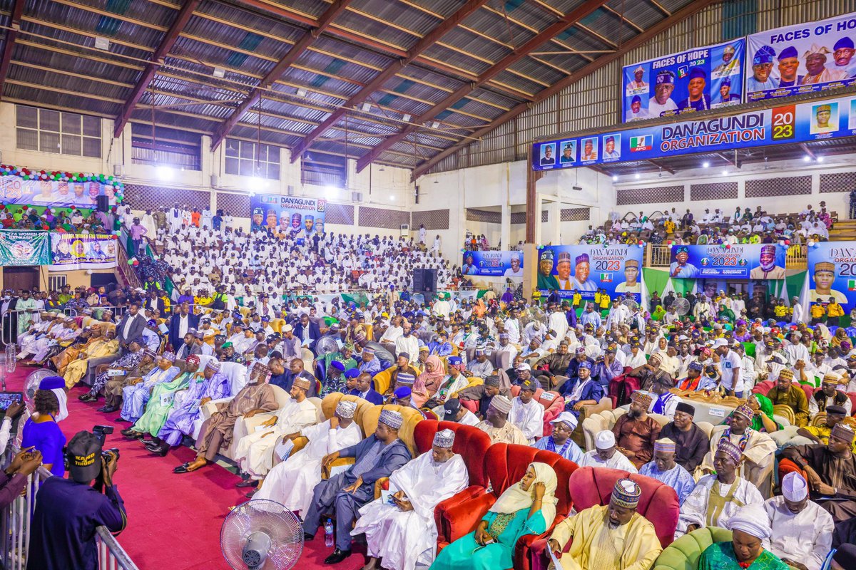 BashirAhmaad's tweet photo. Images from Asiwaju Bola Tinubu, his running mate, Sen. Kashim Shettima and members of the APC Presidential Campaign Council, led by Gov. Simon Lalong meetings with top entertainers from Kannywood film industry as well as various APC Kano Support Groups yesterday in Kano. https://t.co/oaNxfGm5lo