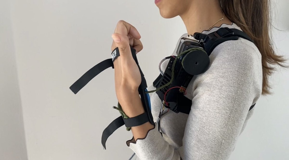 Albrecht Schmidt tweet media