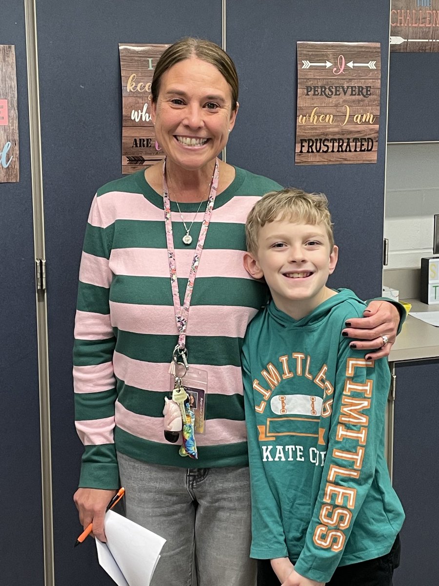 AMSEagle's tweet photo. Mrs. Faup was selected staff member of the month at AMS!! Congrats! Thank you for all that you do for kids!!💜💛 https://t.co/bSBFzAubaD