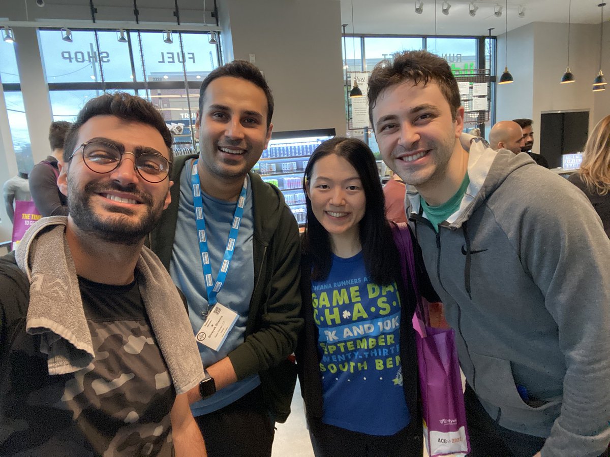 Amazing morning workout supporting @RainbowinGastro with these 🌟! Kudos @JosephHabibi_MD and @doctornikkid for this wonderful event. @AmCollegeGastro #ACG @BarrysBootcamp #GITwitter