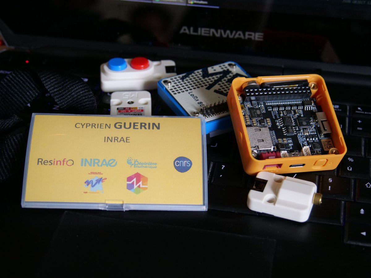 DarkCyp's tweet photo. Lancement de la formation #IoT conjointe @CNRS, @INRAE_France et @PepiniereNum. Objectifs : connaître la chaîne d'opération du capteur à la visualisation avec tp sur @M5Stack https://t.co/PdI6loqeXf