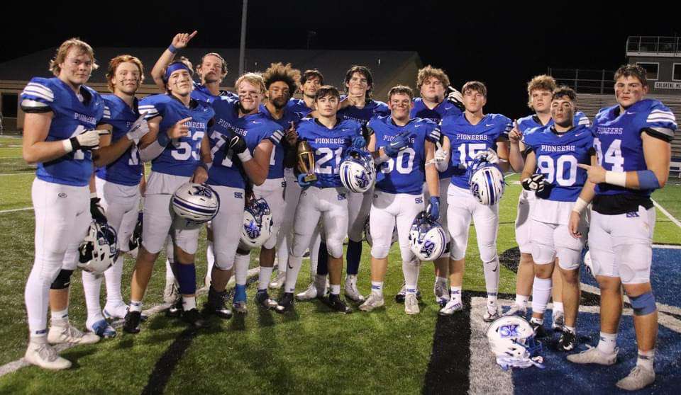 Great hard fought win on Saturday to bring the district championship back home!!!
#Neersby90