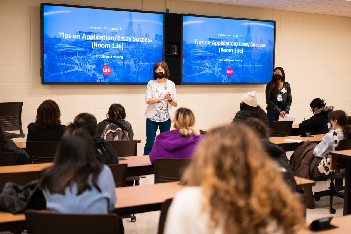 We welcomed over 100 #UIC pre-nursing students to our fall open house to learn about all a UIC Nursing BSN degree offers, tour state-of-the art facilities and meet our renowned faculty! If you couldn't join us, learn more here: nursing.uic.edu/programs/reque…