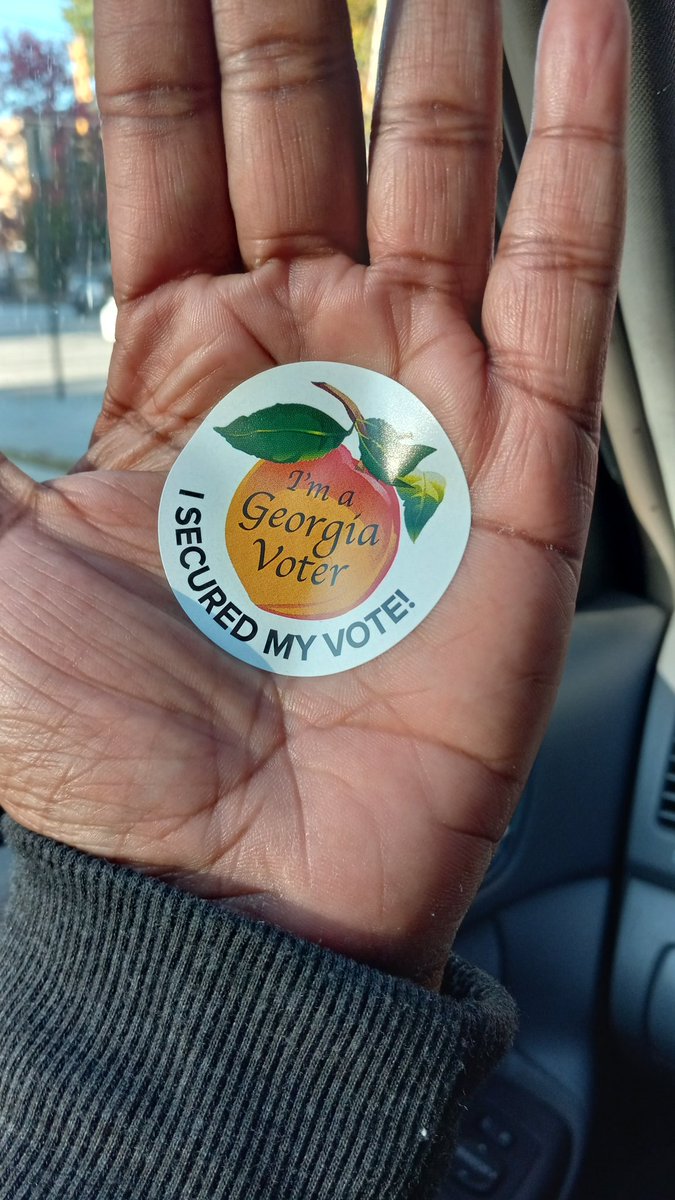 How I started my week off... allowing my vote to be my voice. @staceyabrams @ReverendWarnock  @BeeForGeorgia @senatorjen @GeorgiaDemocrat #VotingBlue #GeorgiaVoters #PeachesToThePoll  #PostThePeach #Vote 🗳