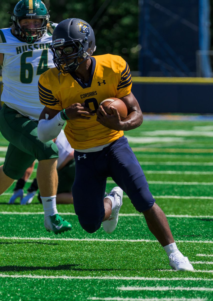 UMass Dartmouth Football tweet media