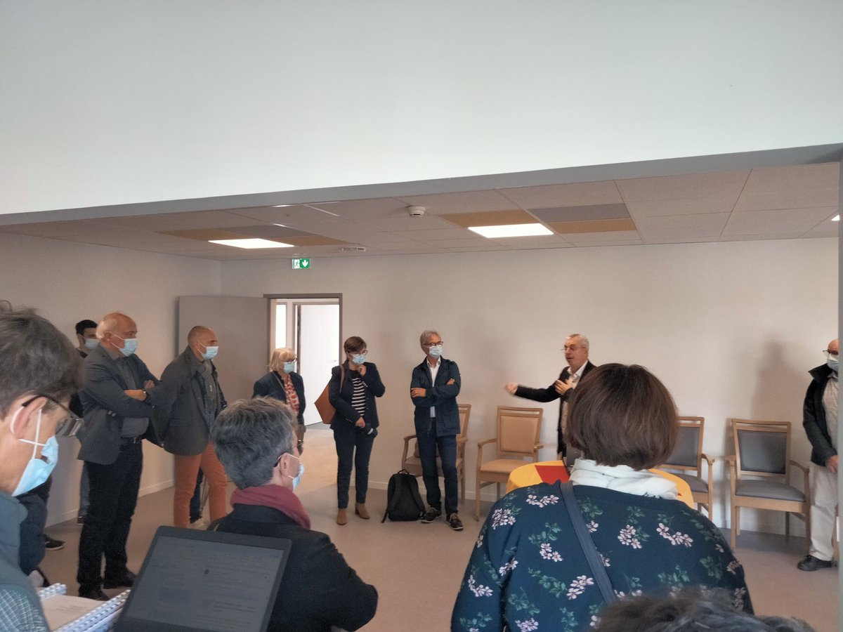 jboutin75's tweet photo. @FNAQPA et @CabinetGerontim présents pour l'inauguration de la maison de retraite la Roseraie " Nous ne parlons plus de résidents, mais d’habitants au sein d’un village, un lieu de vie. » https://t.co/x8c1jOFkUz