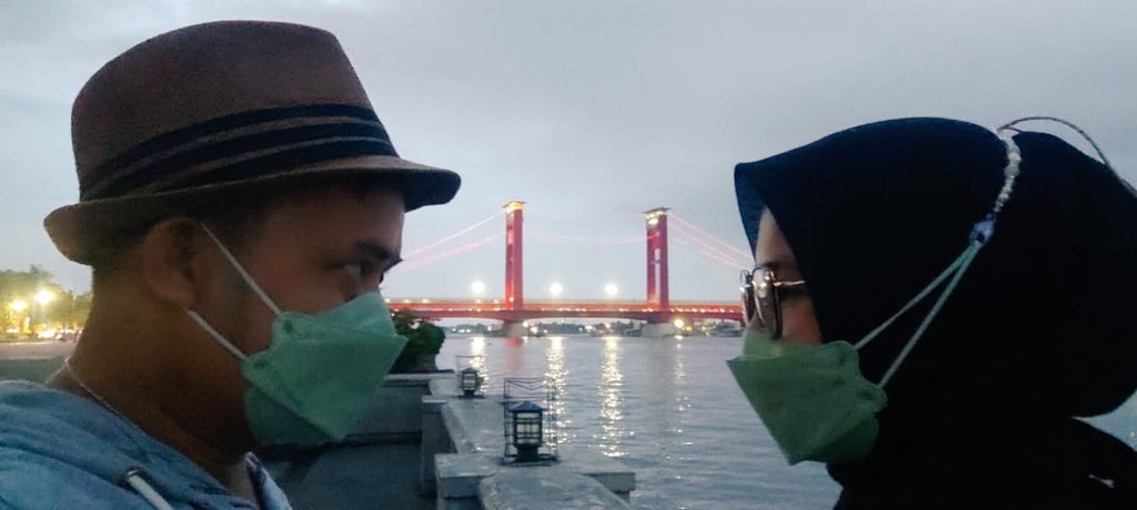 Ay ya ya, saman
Pecak nyo mudah tapi saro nian.

#PALEMBANG #kotapempek #yasaman #sungaimusi #jembatanampera