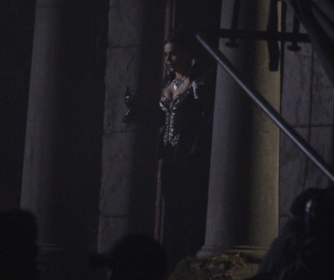 • October 24, 2014 •
8 years ago today, <a href="/LanaParrilla/">Lana Parrilla</a> was on set of Once Upon a Time