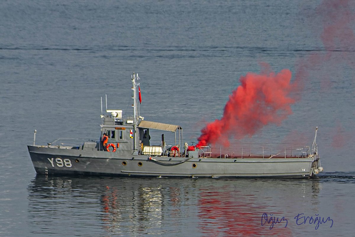 OguzEroguz1's tweet photo. #TurkishNavy #TakipClass Torpedo Recovery Launcher #TCGTakip1 #Y98. Laid down: 5/11/1960 Gölcük Naval Shipyard / Commissioned: 27/08/1961 https://t.co/sjV263B9mI