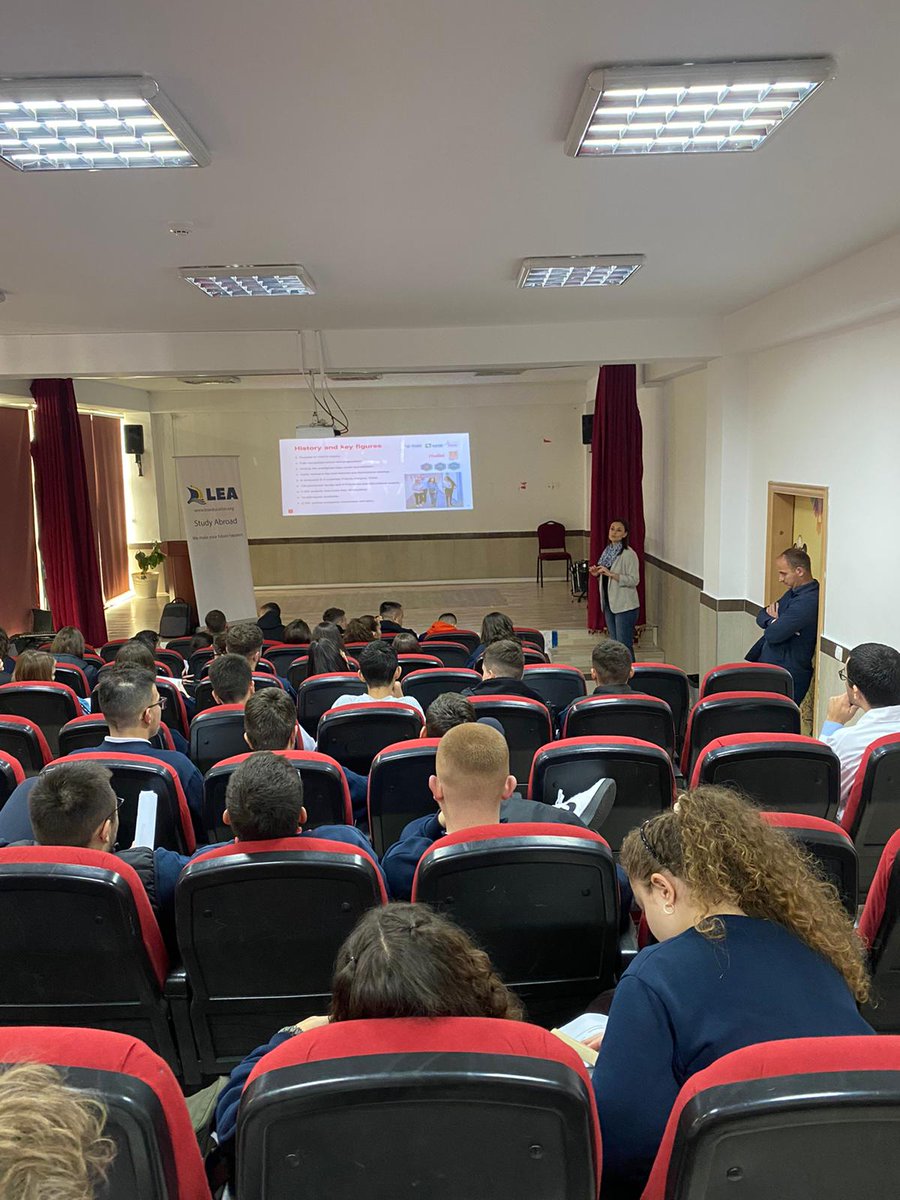 ESSCA Budapest Campus tweet media